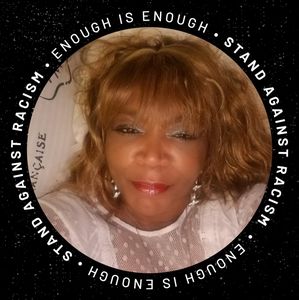 Meet your Posher, Robyn